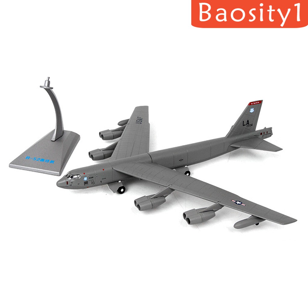 Mô hình máy bay chiến đấu Mỹ B-52 tỷ lệ 1/200 sinh động