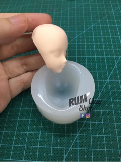 [R68] Khuôn Silicone Mặt Doll.
