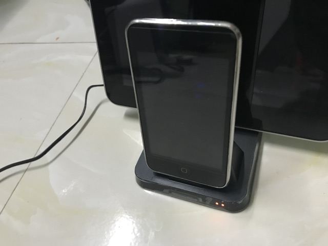 Dock sạc đôi cho iphone ipod và ipad