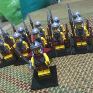 Combo 10 lính 1 chỉ huy non lego trung cổ
