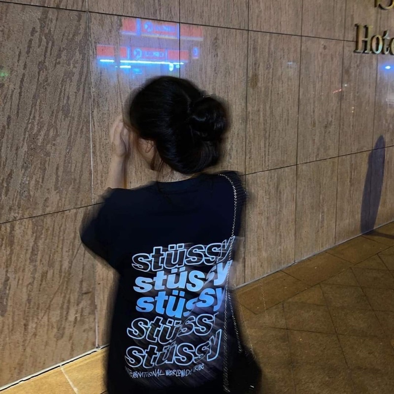 Áo Phông Stussy chữ 4 hàng - Stussy Tee 4line