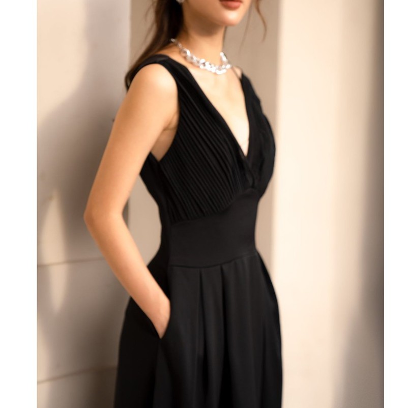 Đầm maxi đen đi tiệc sang trọng, thiết kế cổ V dập ly, dáng xòe (Kèm ảnh feedback khách hàng)