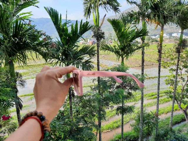 Kính si hiệu cao cấp