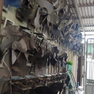 Quạt cục nóng điều hoà làm mát giàn lan