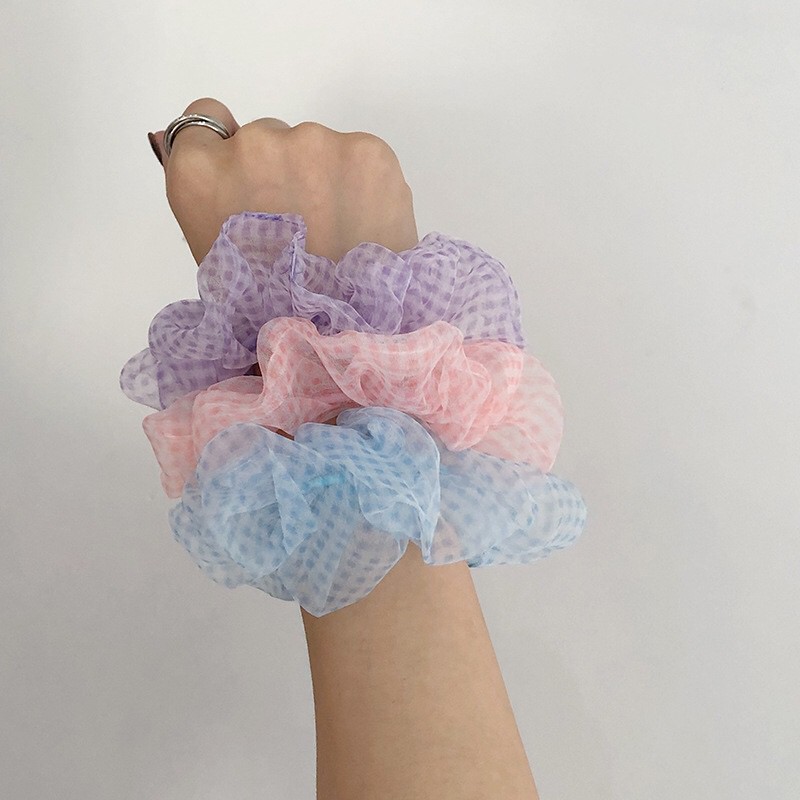Scrunchies, Dây buộc tóc vải voan họa tiết caro