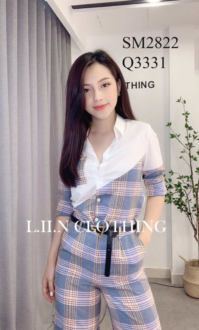 Áo sơ mi nữ trắng kẻ caro xanh tay lỡ LIIN Clothing SM2822