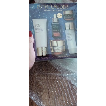 Set Bộ Dưỡng Da Estee Lauder Wake Up Beautiful 5 món