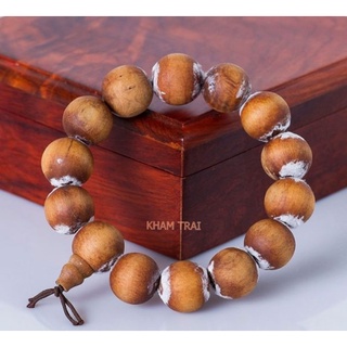 Vòng tay hoàng đàn tuyết lạng sơn chuẩn mùi thơm đẳng cấp, đem lại may mắn cho người đeo, phong thủy tài lộc
