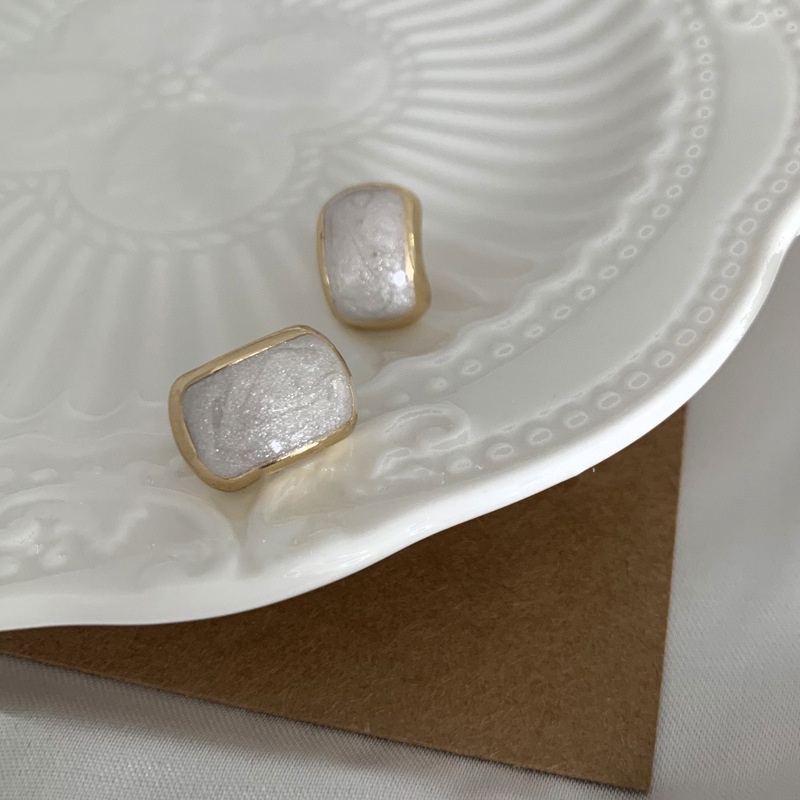 Đôi Khuyên Tai Phong Cách Hong Kong Retro Thời Trang Cho Nữ