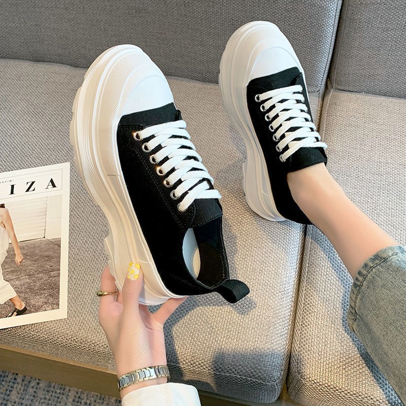Giày MWC 0645 - Giày Thể Thao Nữ Đế Cao, Sneaker Nữ Buộc Dây Vải Siêu Hot