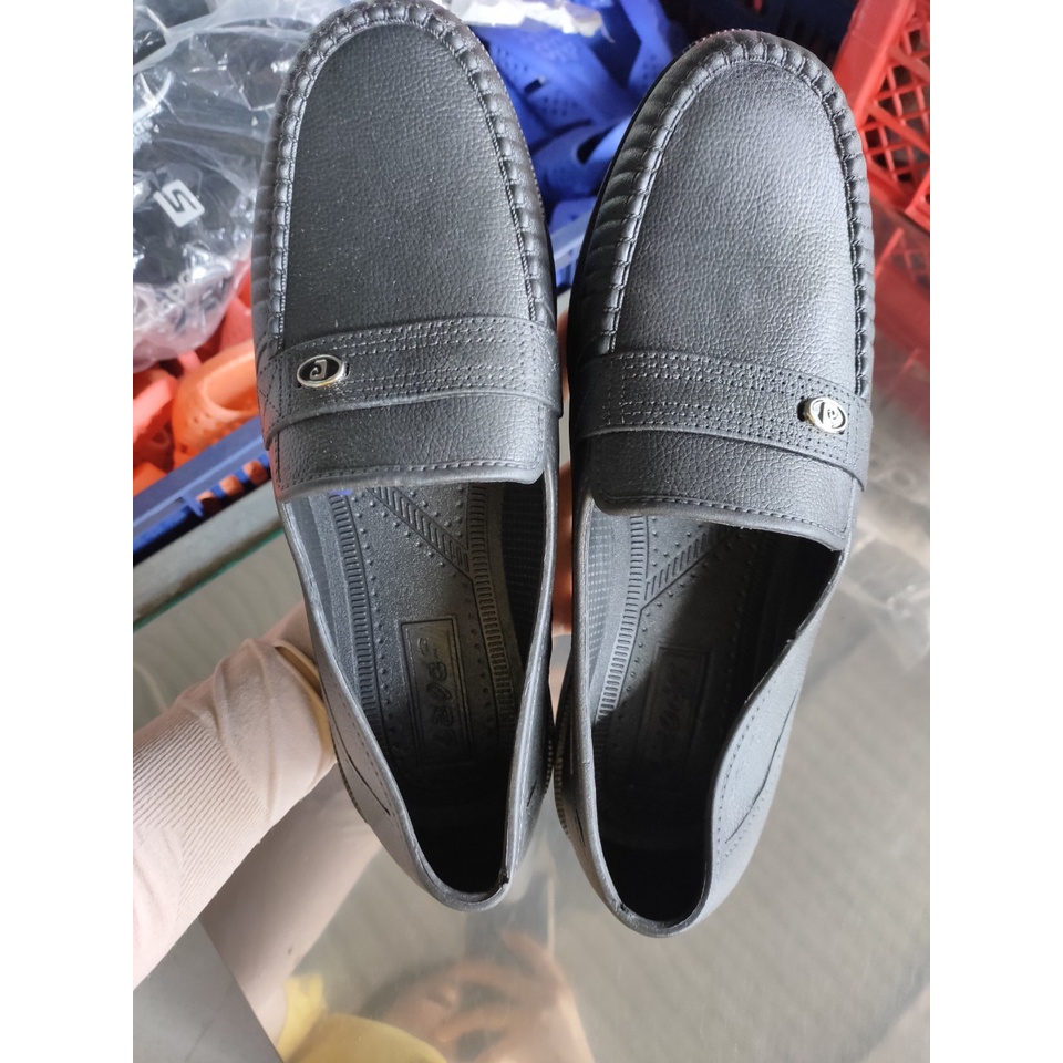 Giày nhựa nam dẻo mềm đi mưa cho người lao động size 40-44 from chuẩn
