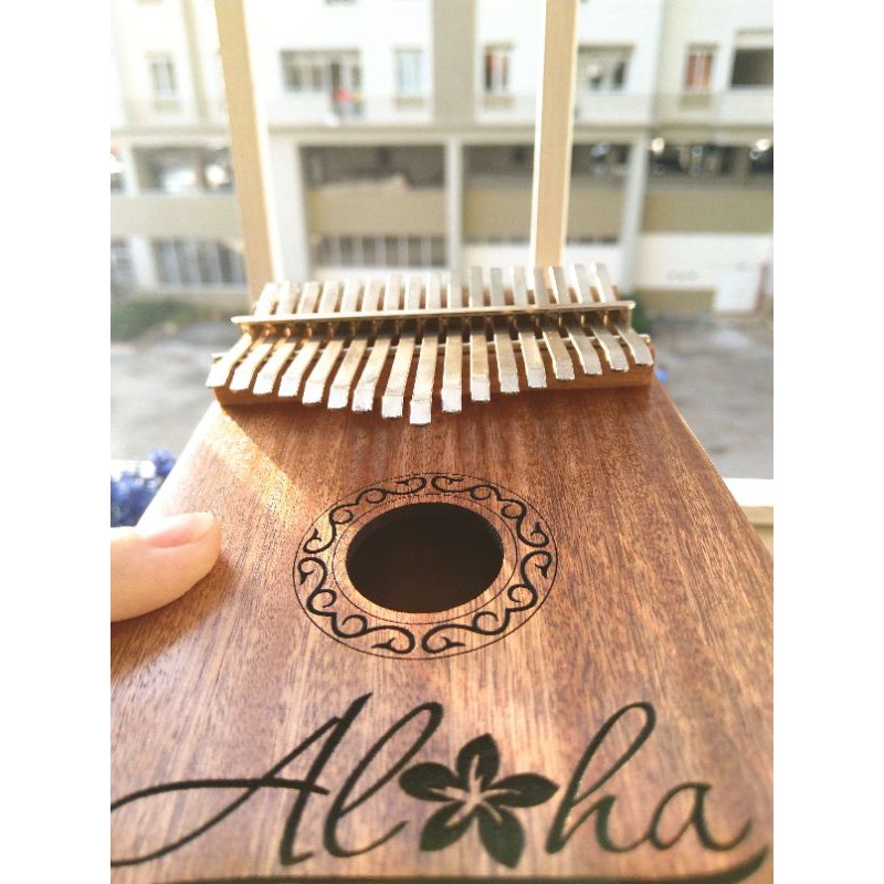 Đàn Kalimba 17 phím khắc hình Aloha - tặng full phụ kiện