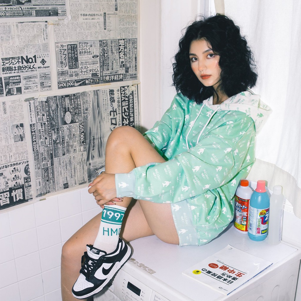 Áo Hoodie Nữ Avocado Whip Monogram Hoodie Billion Gen | BigBuy360 - bigbuy360.vn