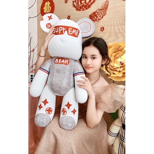 Gấu Bearbrick đã đính đá 75cm