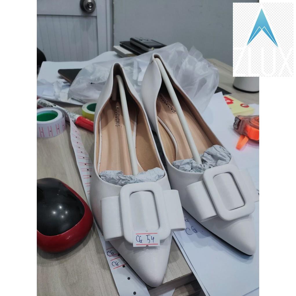 Giày cao gót 5cm mũi nhọn bít mũi Màu Trắng, Đen, Kem - SG546