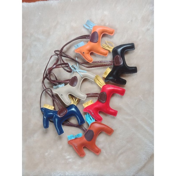 PHỤ KIỆN TREO TÚI