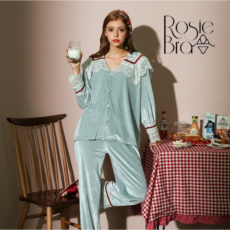 (Thanh lý) Bộ Mặc Nhà Vải Nhung Princess Cổ Ren Bản To CT183