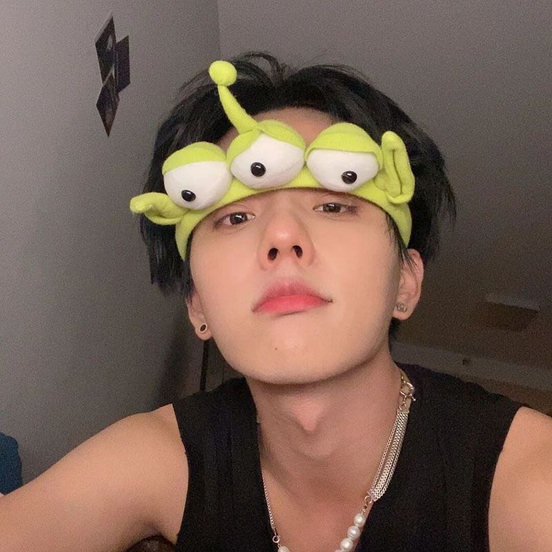 Toy Story Green Headband Alien Cosplay Costume Accessories Anime Three-eyes Monster Hair Bands Cute Funny Cartoon Hairbands Girl Women