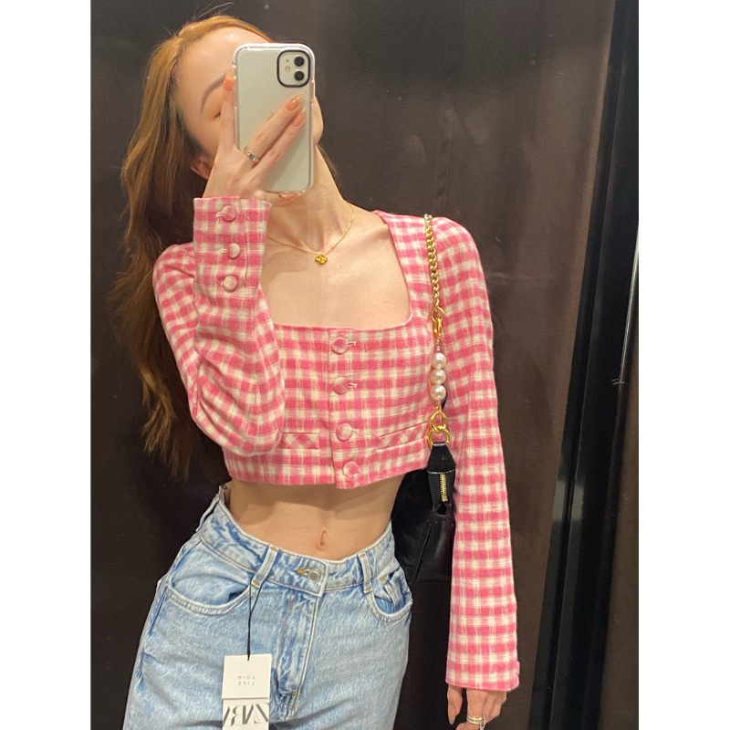 Áo vest croptop họa tiết caro hồng tay dài sang trọng