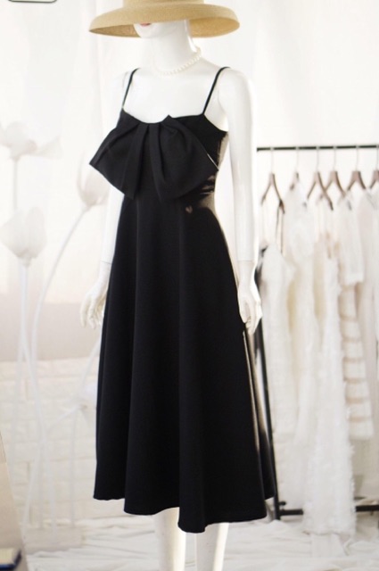 Đầm midi xoè 2 dây phối nơ | BigBuy360 - bigbuy360.vn