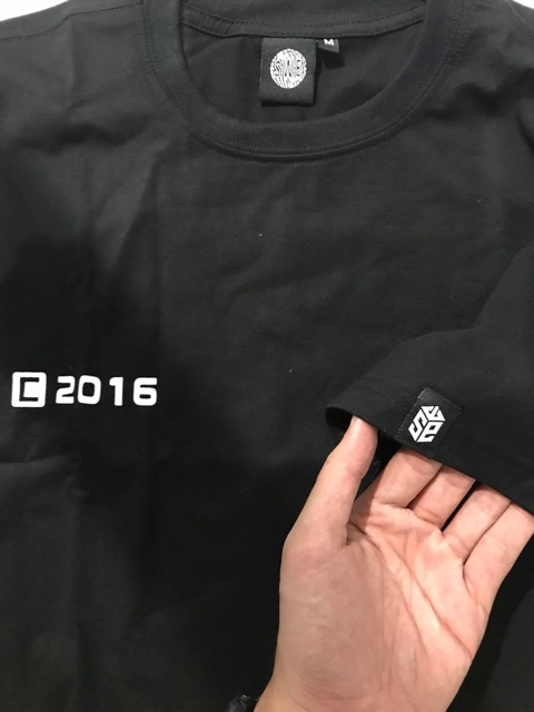 [Mã SKAMCLU7 giảm 10% Tối Đa 50K đơn 0Đ] Áo thun SWE Big logo 2 màu Nam nữ Full tag hãng Chất cotton siêu đep | BigBuy360 - bigbuy360.vn