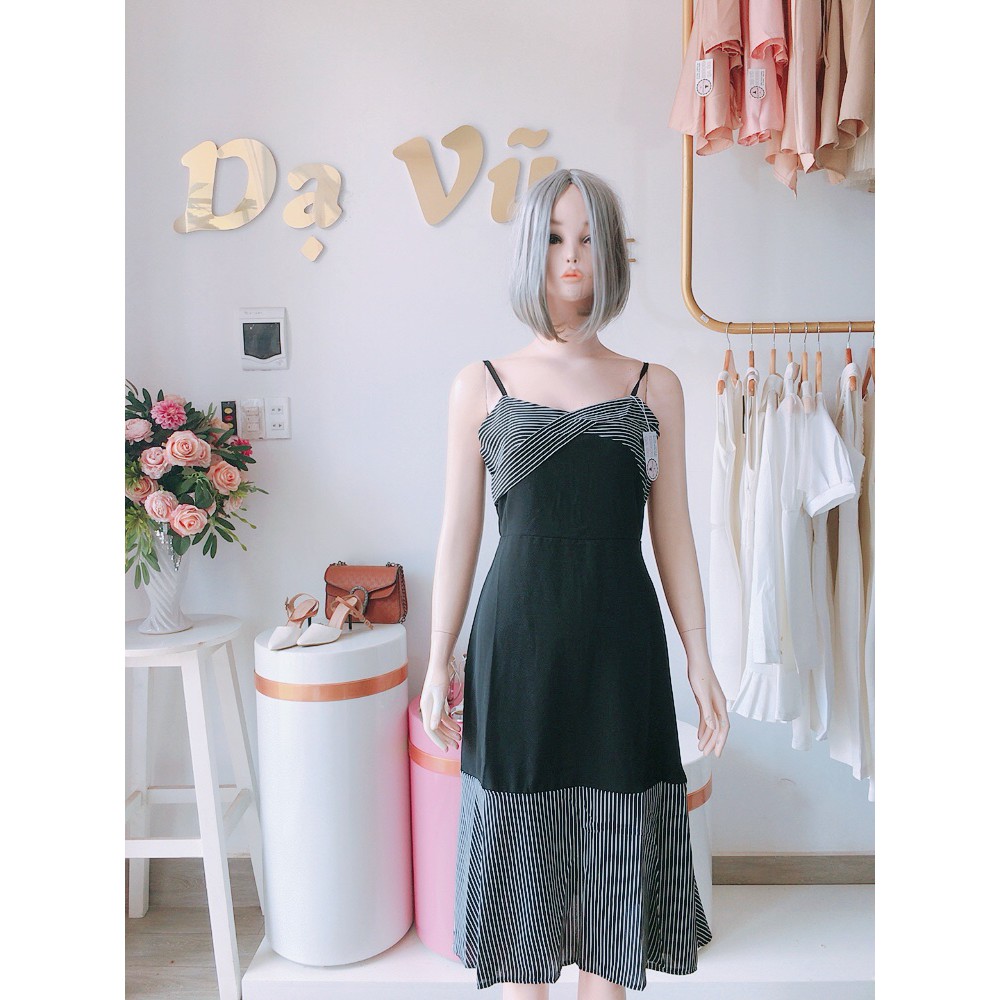 VÁY ĐEN SỌC TRẮNG FOM DÀI DÁNG SUÔNG XÒE NHẸ 2 DÂY ĐƠN GIẢN SIÊU XINH