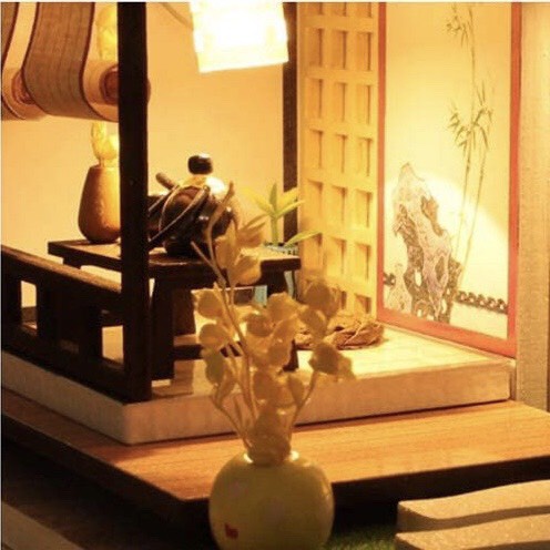 Bộ Thủ Công Mô Hình Lắp Ráp Nhà Búp Bê DIY : Căn Nhà Xinh Xăn M027 - Tặng Keo Sữa