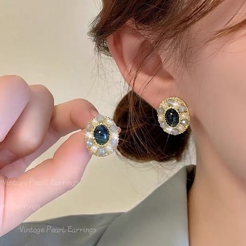 Bông Tai Đính Ngọc Trai Đen Phong Cách Hàn Quốc Cổ Điển Thời Trang