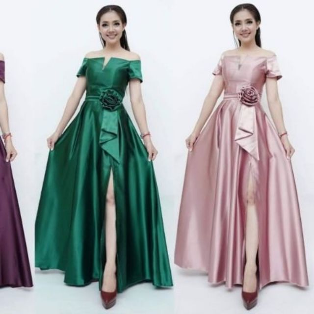 Đầm dạ hội thanh lý. Mua nhưng không thấy hợp thanh lý lại. Nới 100%, còn tag.  Size M, màu xanh lá, chất phi bóng, đẹp.