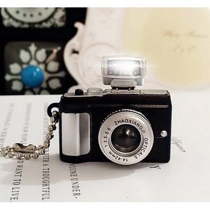 Móc Khóa Hình Máy Ảnh Có Đèn Led Âm Thanh Phong Cách Retro Slr Mới