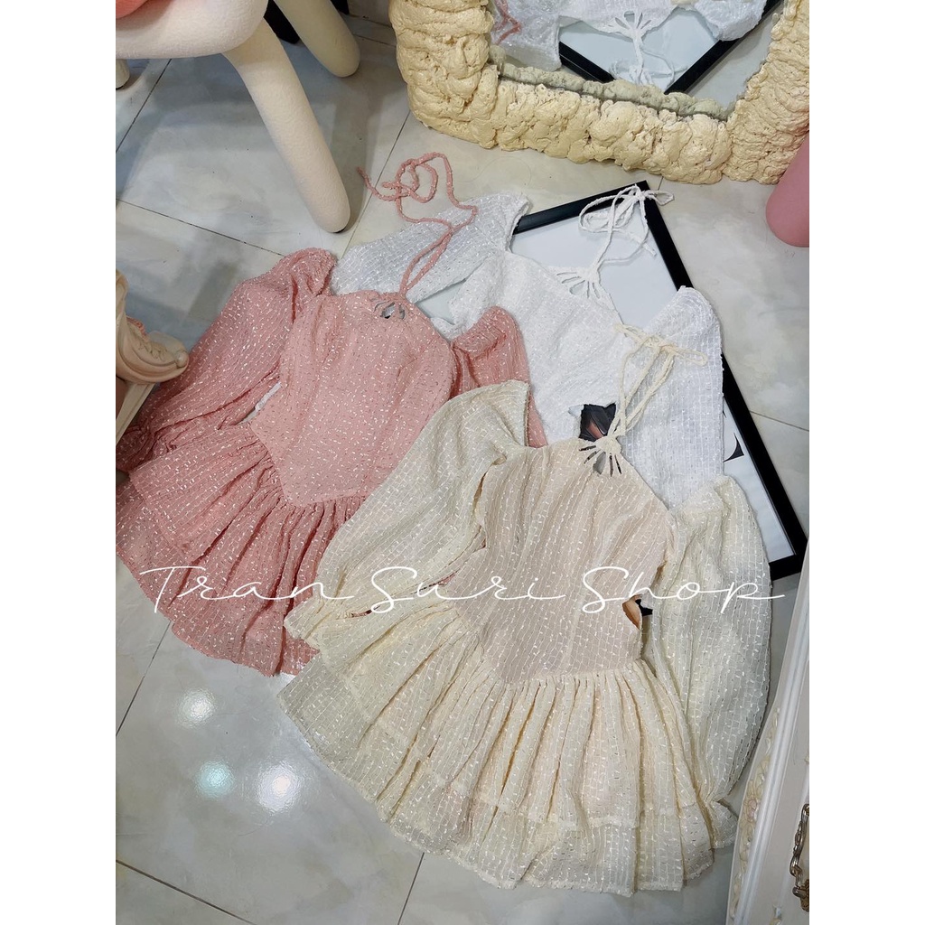 Đầm Yếm Cut Eo Tay Dài Dáng Váy Xòe 2 Tầng