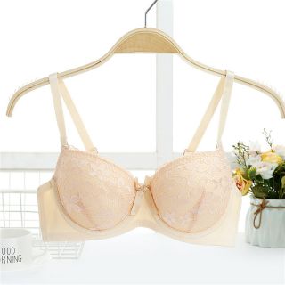 Áo ngực có gọng mút mỏng
