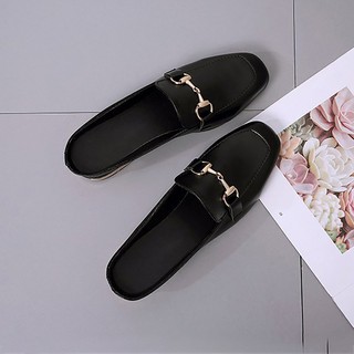 Giày nữ đế bằng phong cách Châu Âu