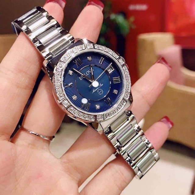 Bulova Marine Star 96R215 - với nền Midnight Blue cực đẹp. Điểm 29 viên kim cương viền + điểm giờ. Case 32