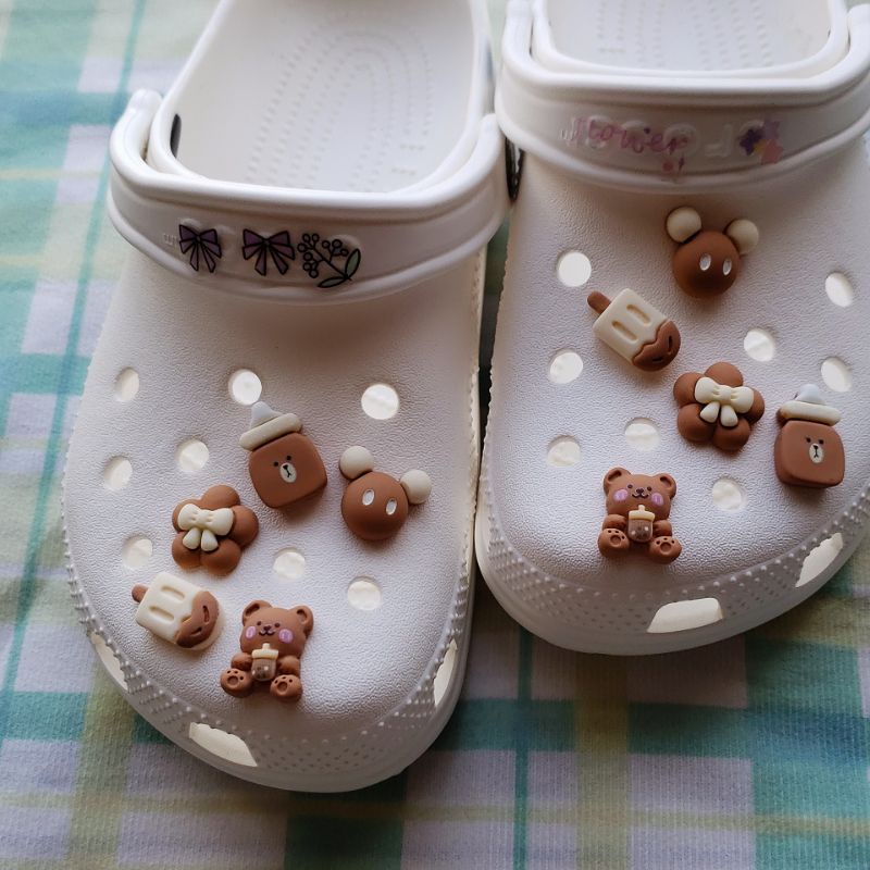 sticker dép crocsGhim cài trang trí giày dép dễ thương xinh xắn
