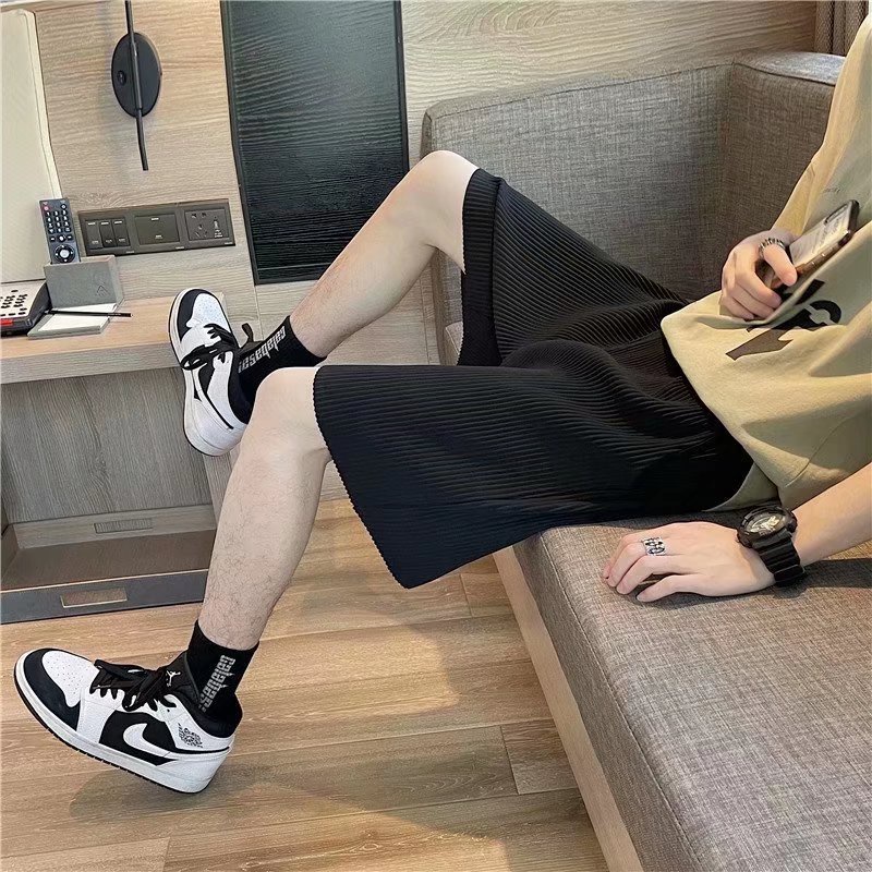 Quần Short Nam Lưng Thun Cột Dây Năng Động