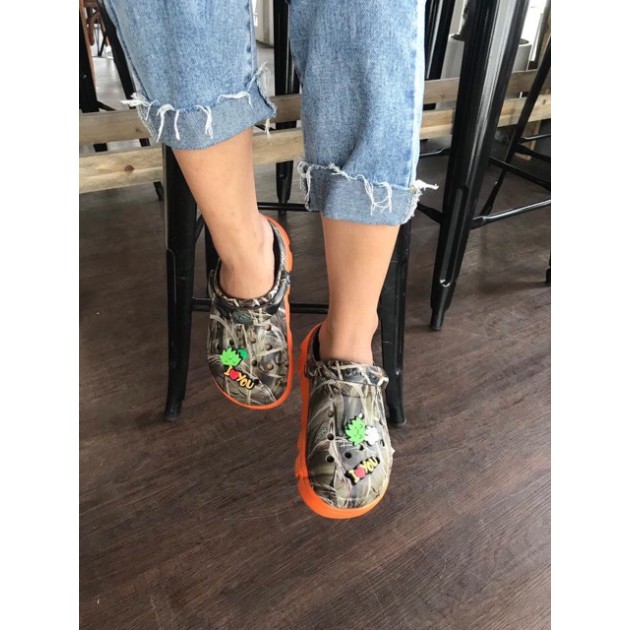 Dép sục Cross đế vảy sơn da cá đủ size 35 đến 42 cho nam và nữ