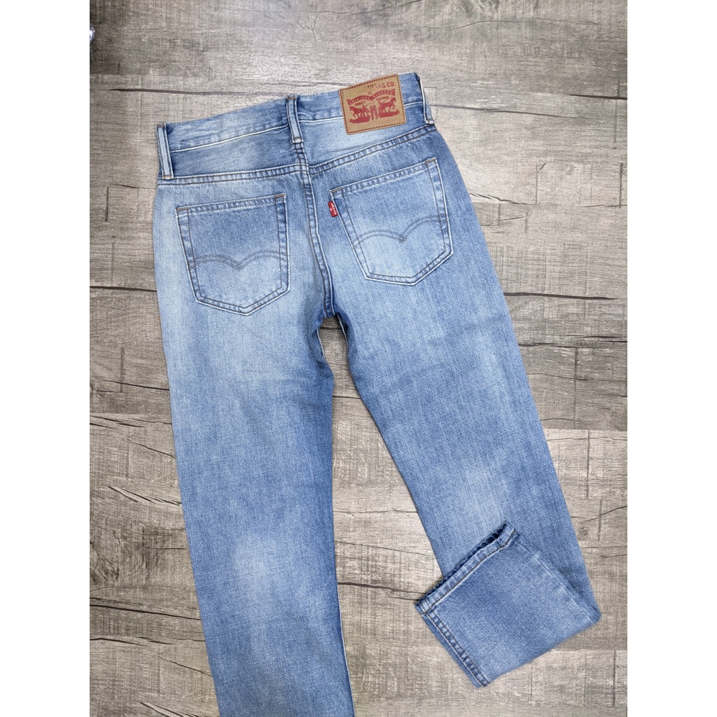 Quần jeans levis chất không giãn bền màu