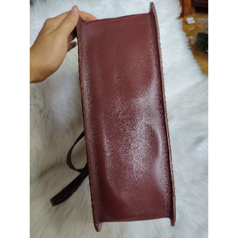 Túi đeo vai da thật