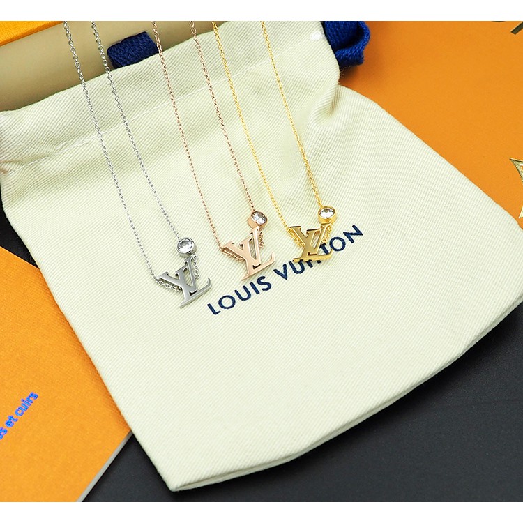 Dây Chuyền Mặt Chữ LV Mạ Vàng 18K Sang Trọng