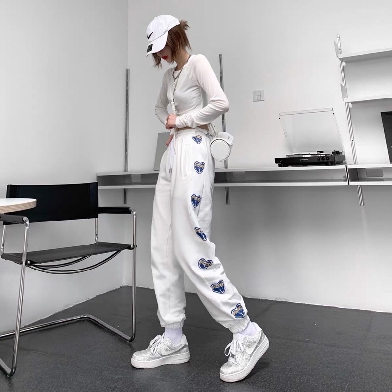 Quần jogger tim xanh UnisexFREESHIPChất nỉ ép ngoại dầy đẹp, from ống rộng, chun ống