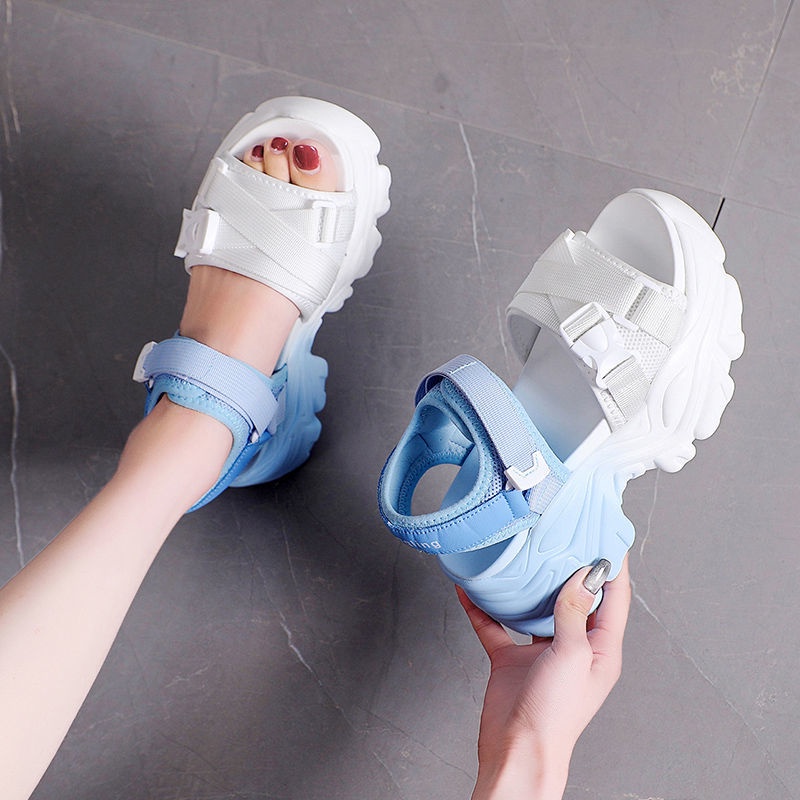 Giày Sandal Đế Xuồng Dày Cao Chống Thấm Nước Thời Trang Mùa Hè 2022 Mới Dành Cho Bạn Nữ