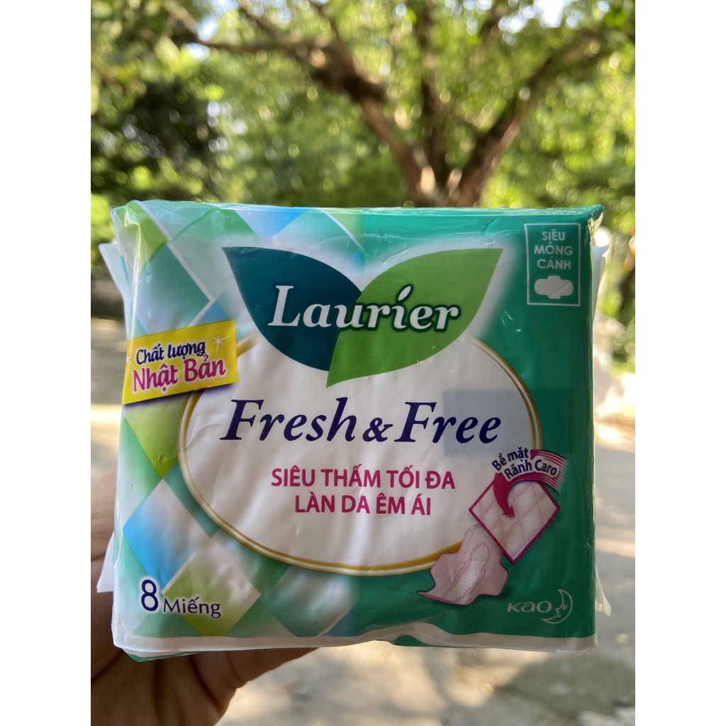 BĂNG VỆ SINH LAURIER FRESH &amp; FREE 8 miếng