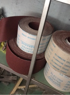 Giấy ráp vải đủ sổ ( lẻ 1m)
