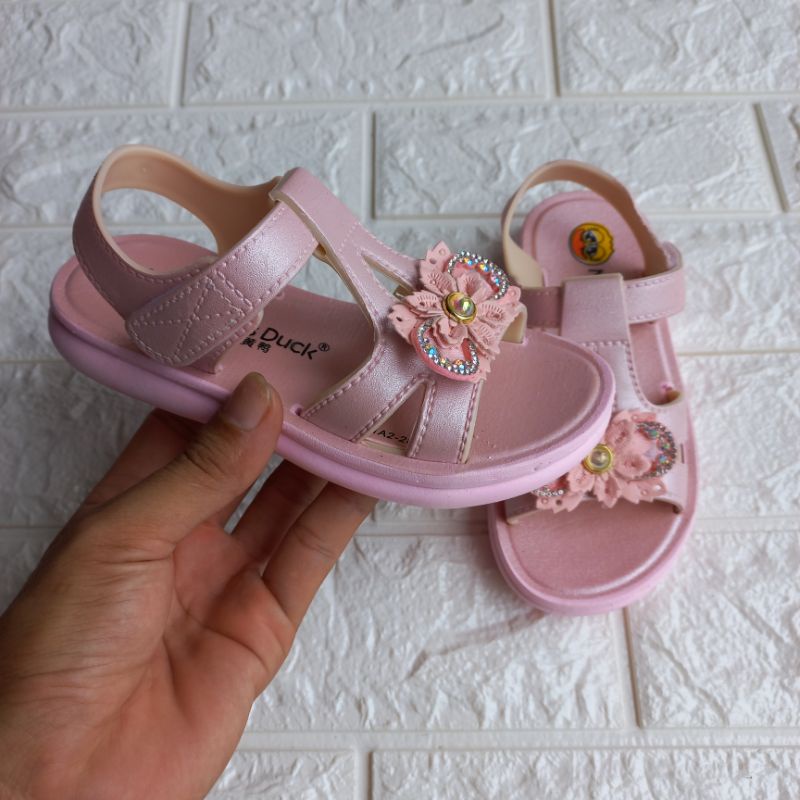 Dép sandal bé gái.Sandal quai hậu cho bé gái đính lơ xinh phong cách hàn quốc