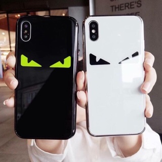 ỐP LƯNG KÍNH CAO CẤP FENDI