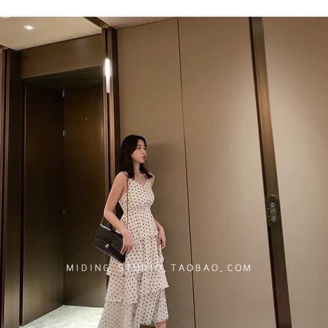 Đầm chấm bi