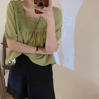 Áo đũi cổ vuông phối ren