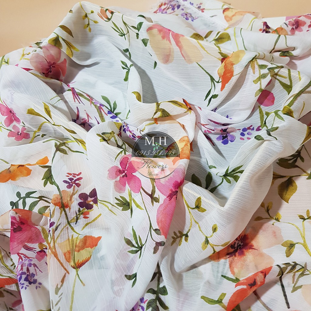 Vải voan trắng in hoa lá nhiệt đới, dùng may áo váy mùa hè, chất mỏng vừa, mềm mại (100x150cm)