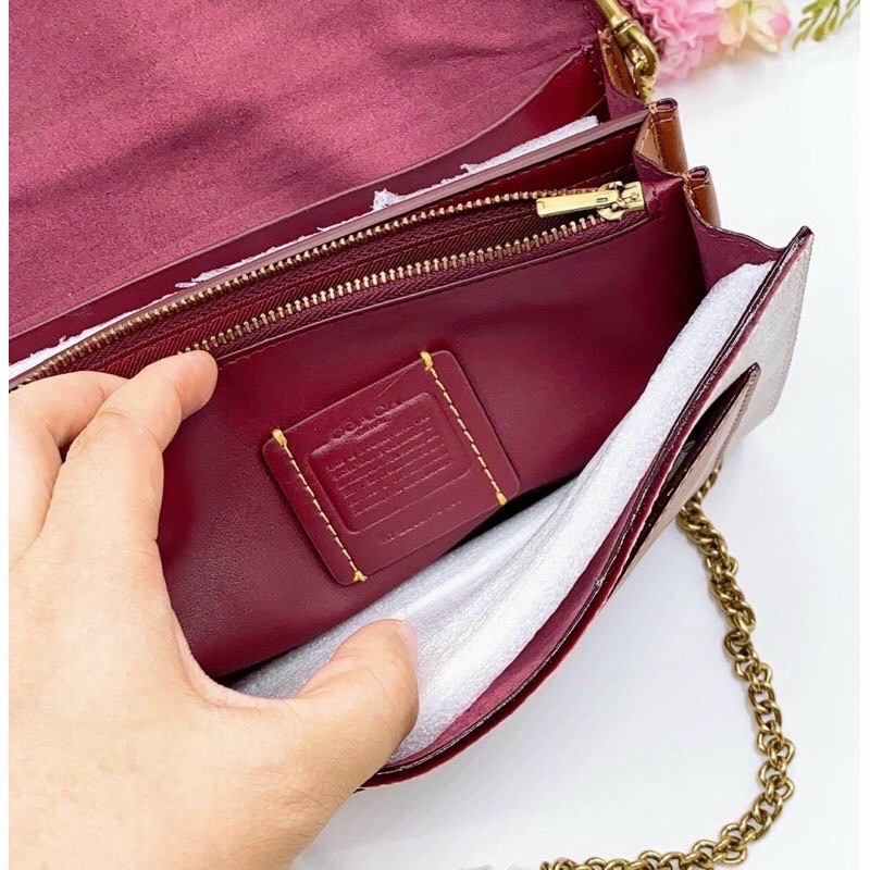 Túi đeo chéo kiêm clutch tabby